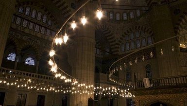 Mevlid Kandili ne zaman? Bugün kandil mi? Mevlid Kandili'nde ne yapılır? Mevlid kandili mesajları... (2021 kandil mesajları)