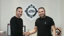 Altay seri peşinde