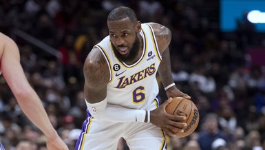 LeBron James en az 3 hafta yok