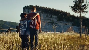 Yeni sezon formaları dün satışa sunuldu