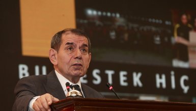 Galatasaray Başkanı Dursun Özbek Divan Kurulu toplantısında açıklamalarda bulundu