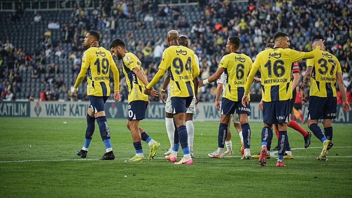Fenerbahçe'de 7 ayrılık birden! İkas Eyüpspor maçı sonrası...