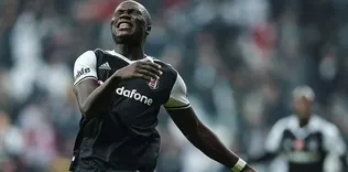 Gomez ve Demba Ba’yı arattı!