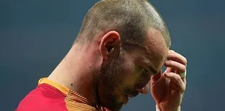 Sneijder ve eşi ABD’yi istiyor