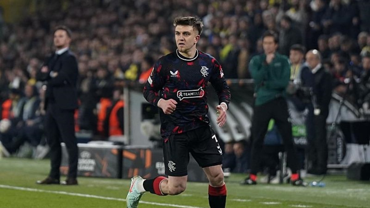Rıdvan Yılmaz ilk 11’de Rıdvan Yılmaz ilk 11’de
