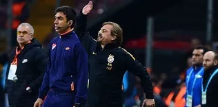Ayhan Akman’dan Muslera’ya küfür!