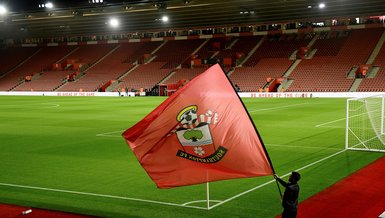 Southampton'da maaş ertelemesi kabul edildi