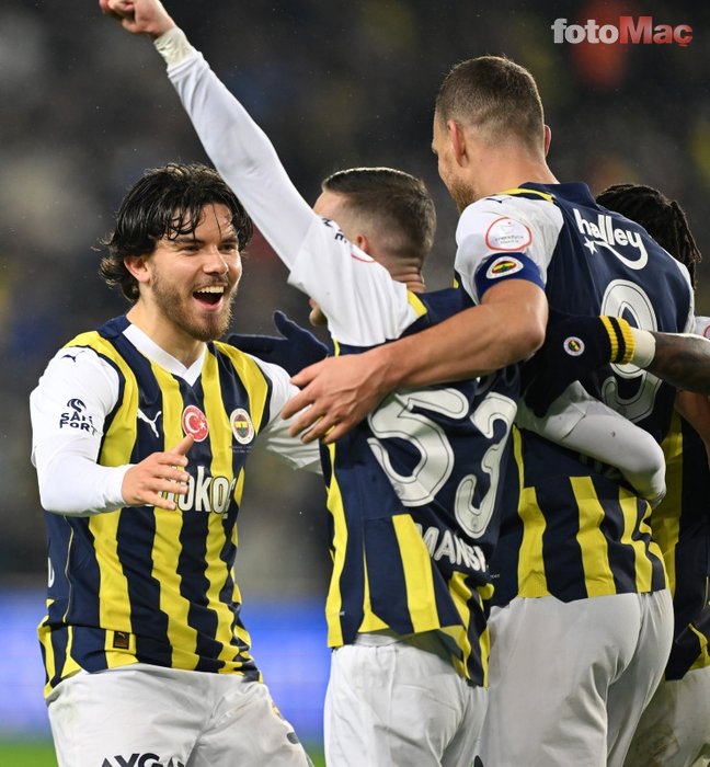TRANSFER HABERİ: Fenerbahçe'de ayrılıklar kapıda! Yıldız isimler topun ağzında