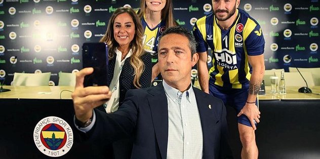 Fenerbahçe Başkanı Ali Koç'tan Mehmetçik'e destek
