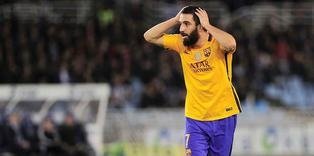 Barça, Arda Turan'ı satış listesine koydu