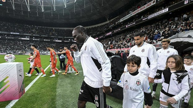 Kalbi Beşiktaş’a ait