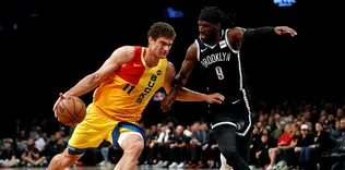 Bucks, deplasmanda kazandı