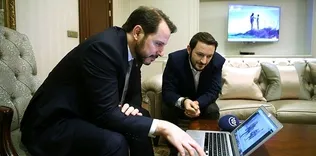 İşte Berat Albayrak’ın seçtiği resimler