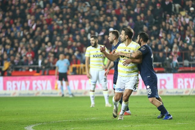 Antalyaspor - Fenerbahçe maçından kareler