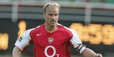 Yardımcısı Bergkamp