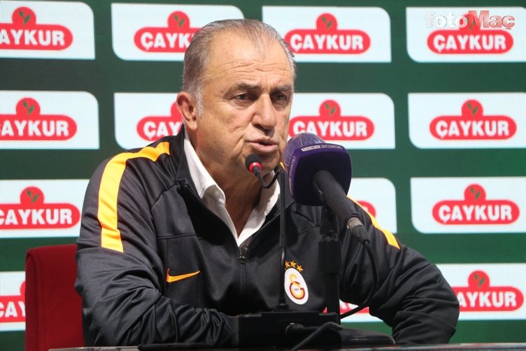 SON DAKİKA GALATASARAY HABERİ - Fatih Terim Rizespor maçının devre arasında takıma böyle seslendi! "Bu maçı kaybedersek..."