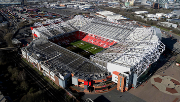 Old Trafford’da ezan sesi