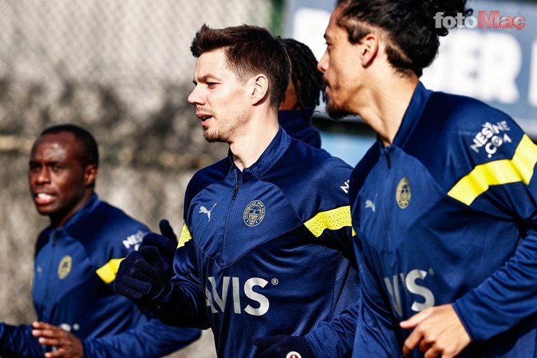 TRANSFER HABERİ: Fenerbahçe'den 5 oyuncuya yeni imza!