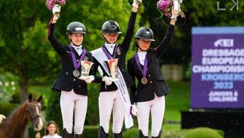 Binicilikte büyük başarı