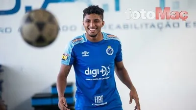 Galatasaray'dan 9 bomba transfer! Görüşmeler başladı... Galatasaray'dan 9 bomba transfer! Görüşmeler başladı...