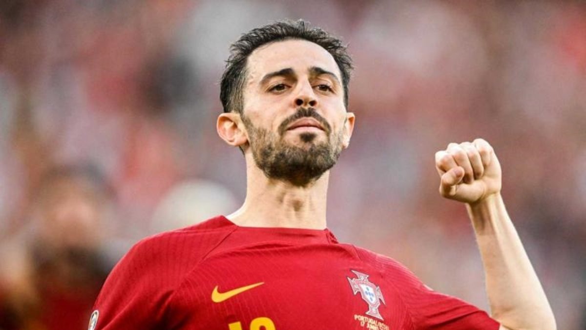 Bernardo Silva'nın Galatasaray'a transferi çok yakın! Bizzat kendisi sordu Bernardo Silva'nın Galatasaray'a transferi çok yakın! Bizzat kendisi sordu