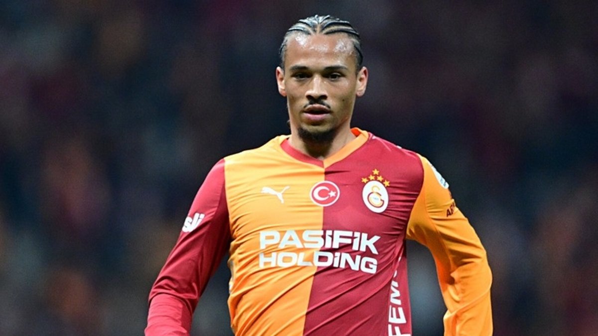 Leroy Sane tek başına