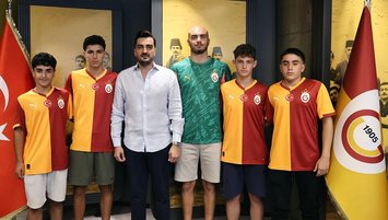 Galatasaray'da 7 imza birden!