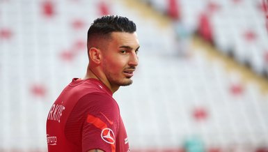Son dakika Trabzonspor transfer haberleri | Burak Yılmaz'ın babası Uğurcan Çakır'ın yeni adresini duyurdu!