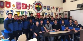 Volkan Demirel çalışıyor