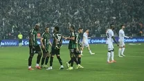Zirvedeki yerini korudu