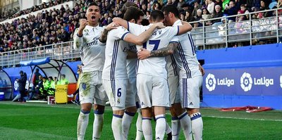 Real Madrid Eibar'ı rahat geçti