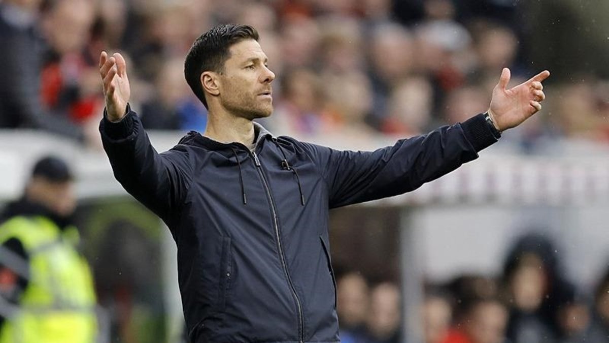 Bayer Leverkusen'de Xabi Alonso kararını verdi! Gelecek sezon...