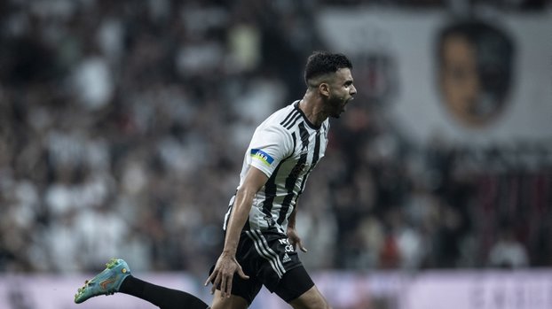Beşiktaş'ta Rachid Ghezzal seferberliği!