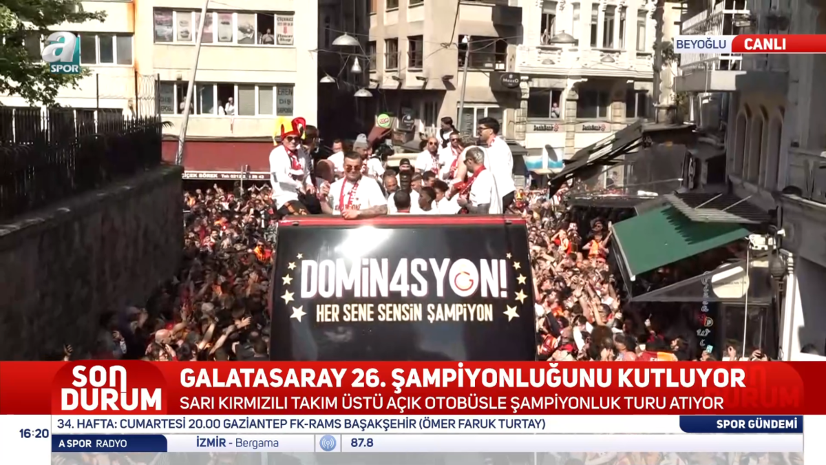 Galatasaray'ın şampiyonluk yürüyüşü başladı! İşte o anlar