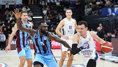 Anadolu Efes Trabzonspor'u devirdi