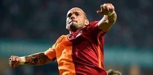 UEFA'ya Sneijder sözü