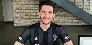 Alkışlar Umut Nayir’e