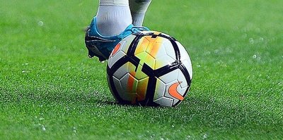 Profesyonel futbolcudan "sahte sözleşme" iddiası