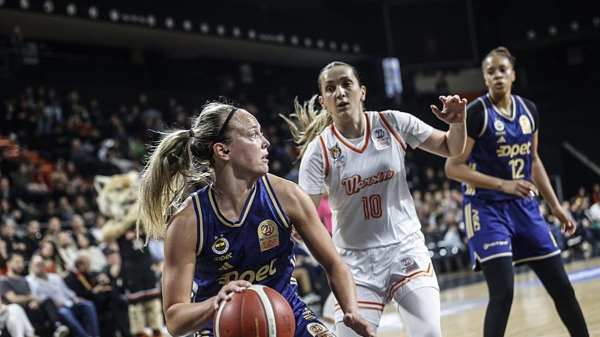 Fenerbahçe Opet, Halkbank Basketbol Kadınlar Ligi'nde finalde!