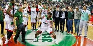 Play-off aşkına