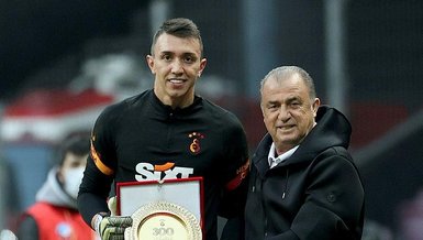 Alkışlar Nando’ya