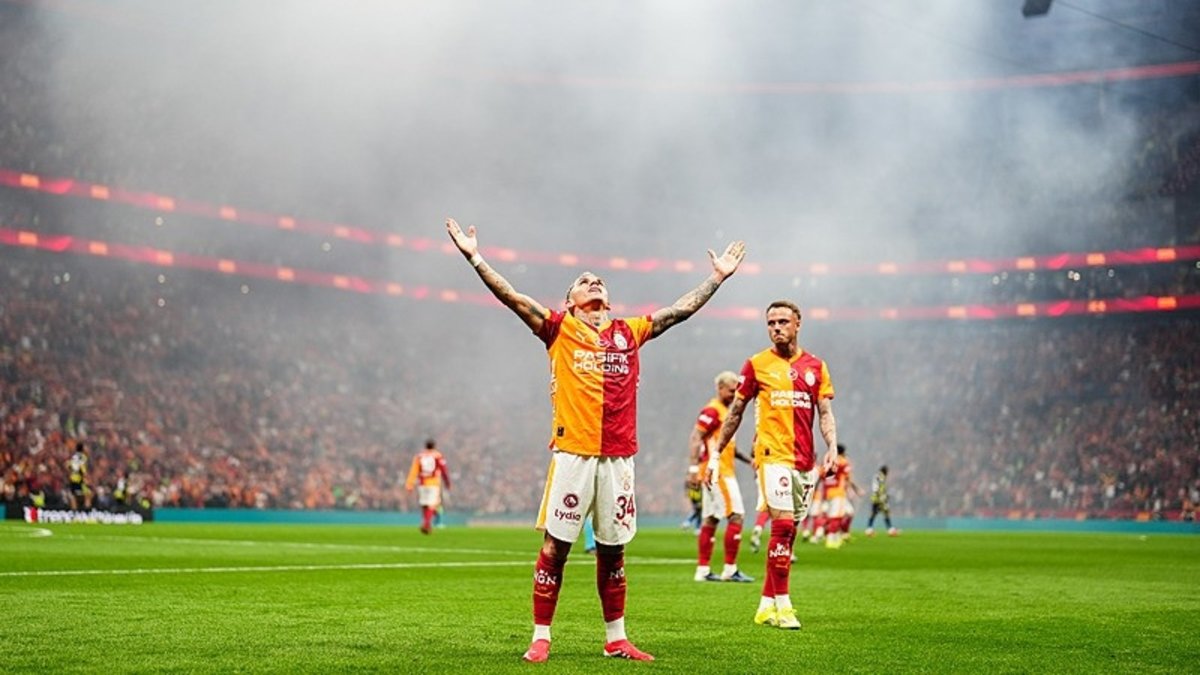 Galatasaray taraftarlarına açık antrenman yapacak!