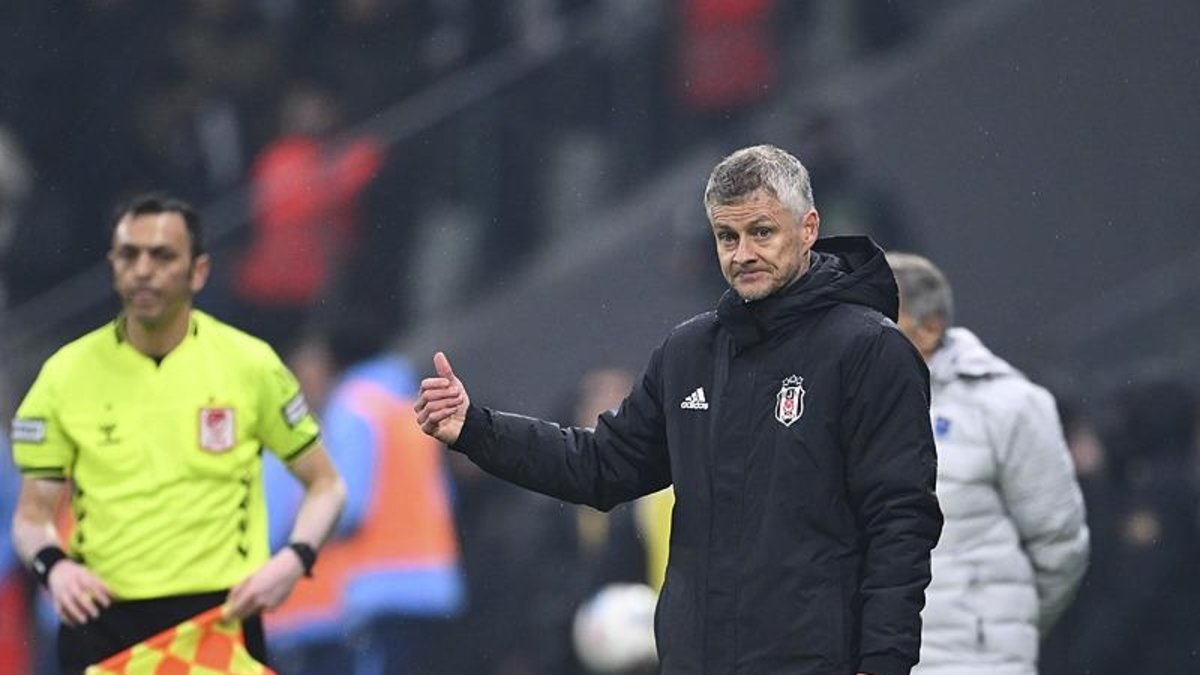 BEŞİKTAŞ HABERLERİ - Solskjaer: Yeni oyuncularımızla daha iyi olacağız! BEŞİKTAŞ HABERLERİ - Solskjaer: Yeni oyuncularımızla daha iyi olacağız!