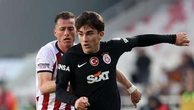 Ali Turap büyüledi