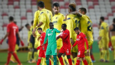 Sivasspor-Villarreal: 0-1 (MAÇ SONUCU-ÖZET)