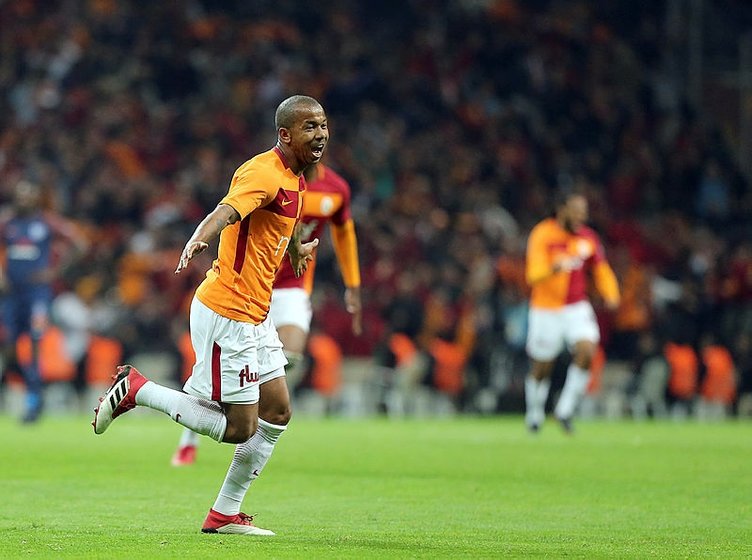 Galatasaray, Beşiktaş derbisine 11 yabancı ile çıkacak