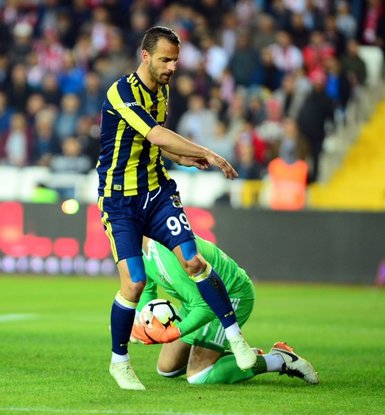 Demir Grup Sivasspor - Fenerbahçe maçından kareler