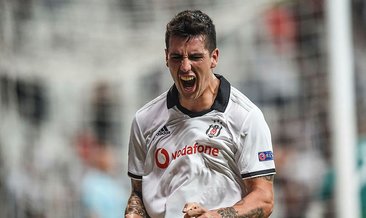 Denizlispor Beşiktaşlı Roco için görüşmelere başladı