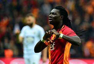 Galatasaray’da Bafetimbi Gomis’in alternatifi belli oldu!