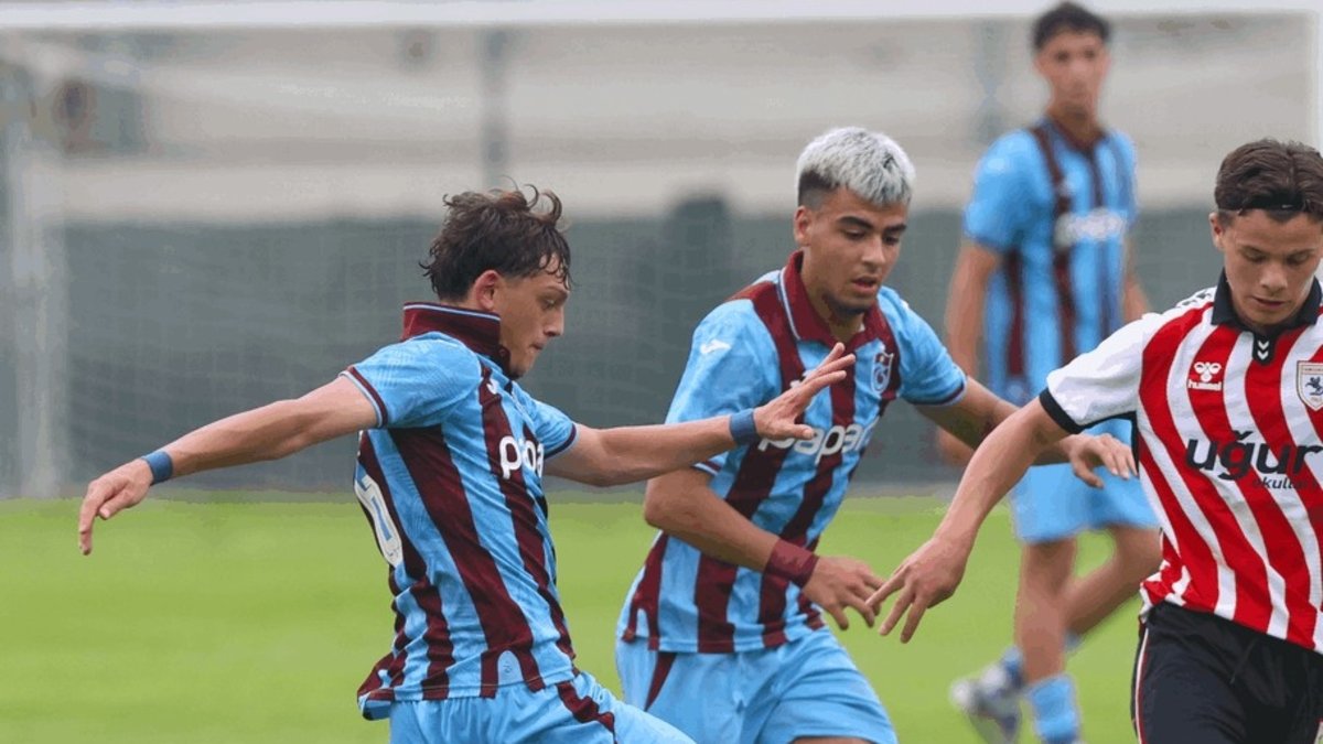 Gençler rahat kazandı: 4-2 Gençler rahat kazandı: 4-2